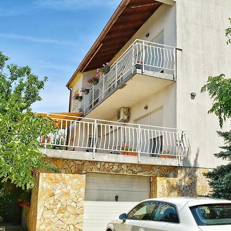 Apartments With A Parking Space Smrika, Kraljevica - 15709 Экстерьер фото